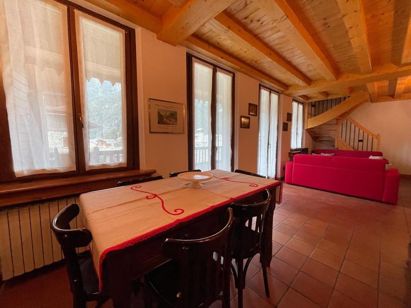 Trilocale in Via Donzelli 8, Courmayeur — foto 2 di 5