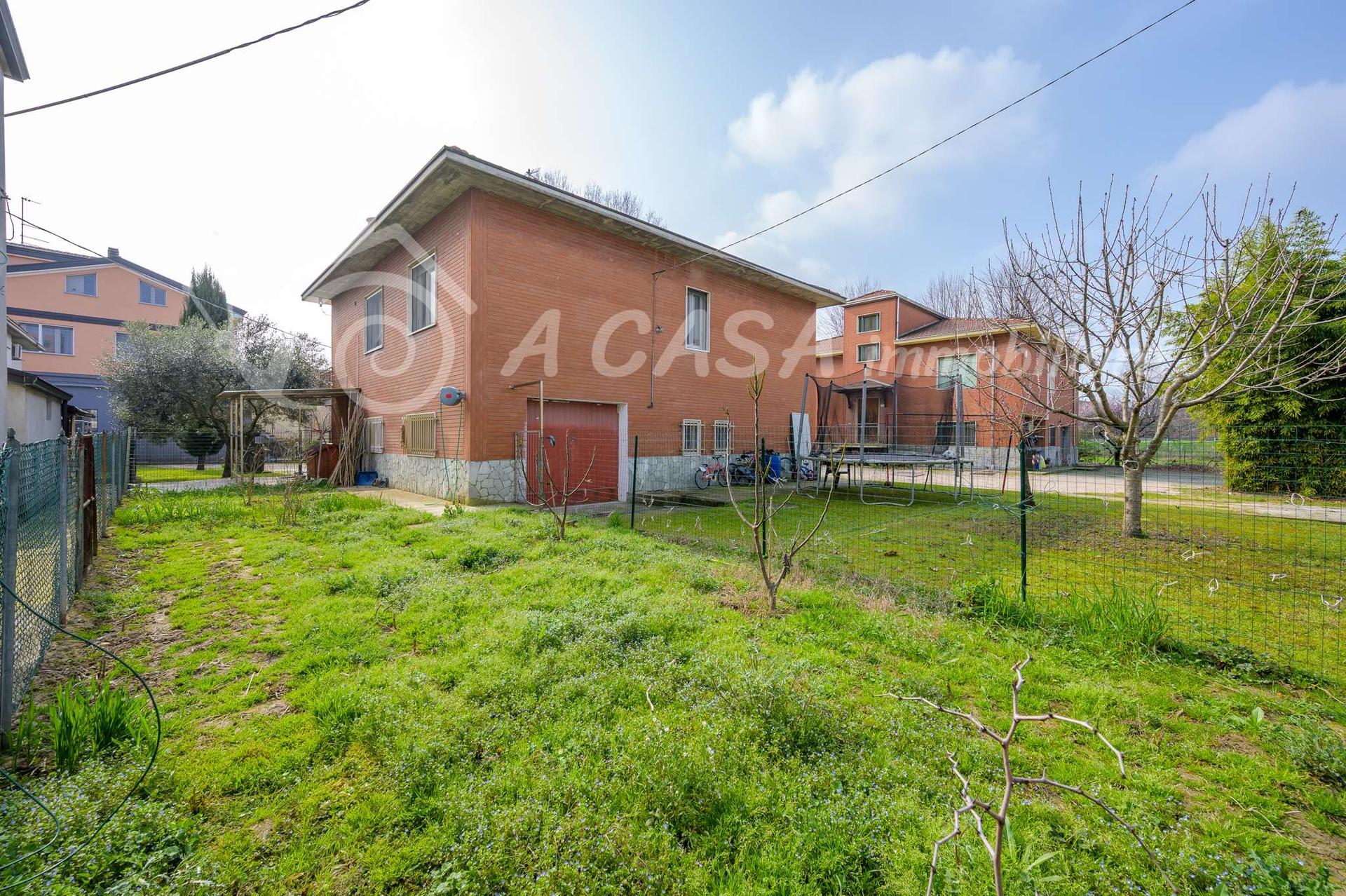 Villa unifamiliare in Via Toscanini 17, Fontevivo