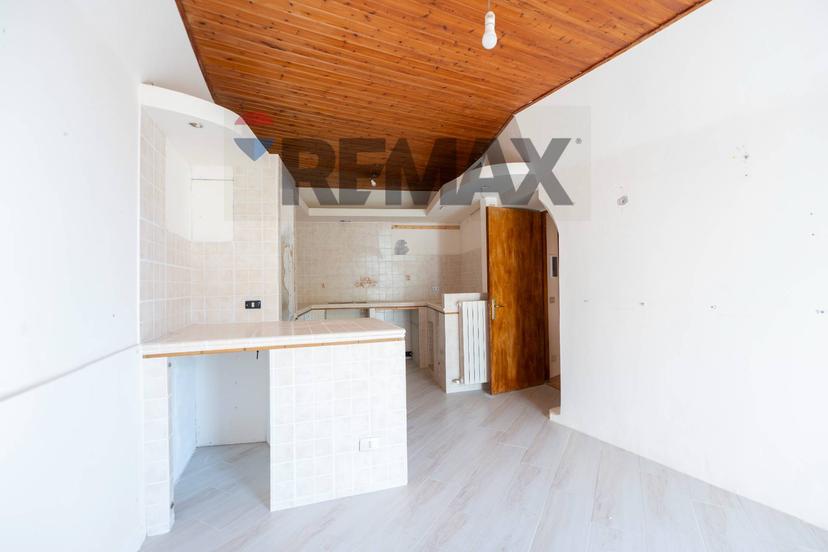 Casa indipendente in Via Guglielmo Marconi 23, Maiolati Spontini — foto 2 di 5