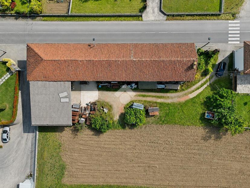 Rustico in Via Luigi Einaudi 7, Bra — foto 3 di 5