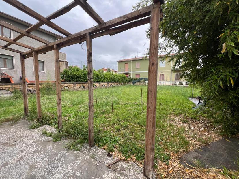 Villa bifamiliare, Rosignano Marittimo — foto 3 di 5