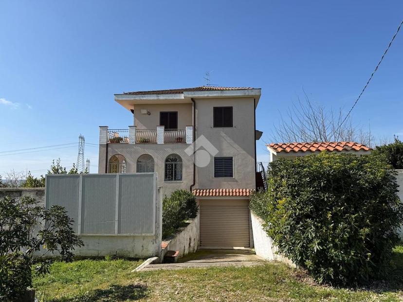 Villa, Laterza — foto 3 di 5