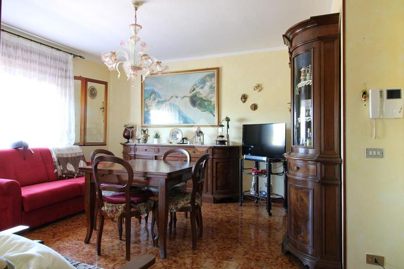 Villa in Via Roma 64, Pramaggiore — foto 2 di 5