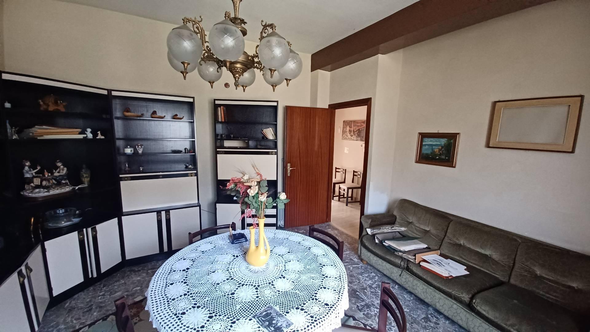 Appartamento in Via Utrina, Vallecorsa