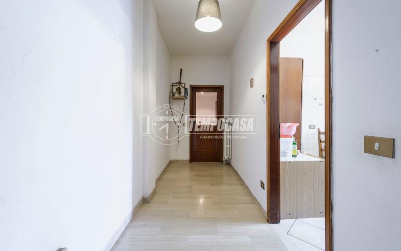 Quadrilocale in Piazza a. Sassatelli 26, Spilamberto