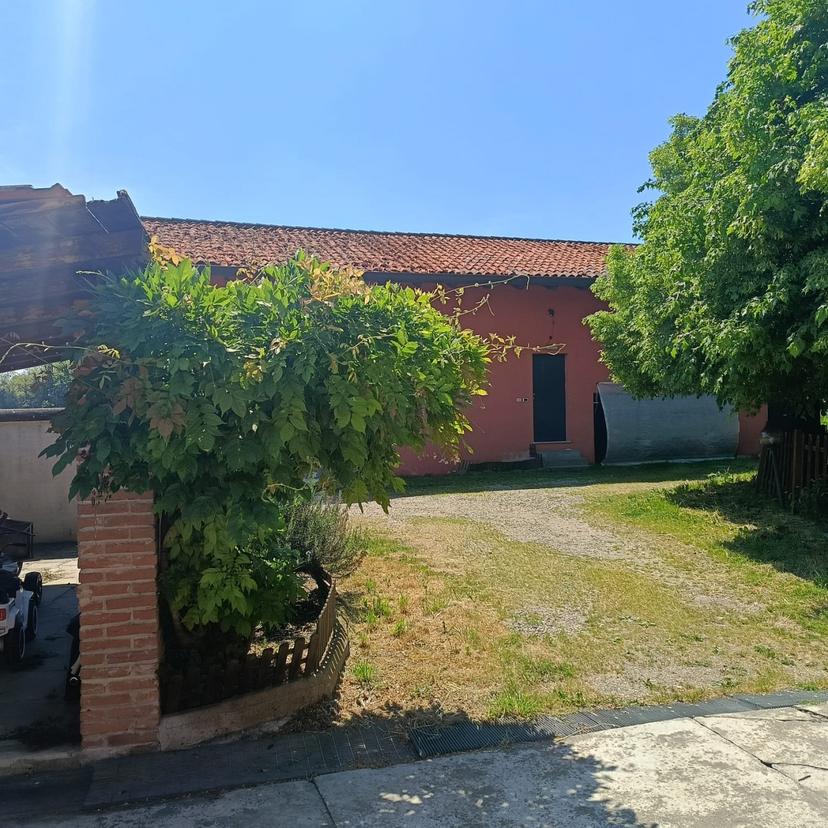 Casa indipendente in Cantone Corno 22, Casale Monferrato — foto 5 di 5
