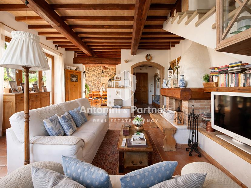 Rustico in Strada Provinciale 385 385, Gualdo Cattaneo — foto 3 di 5