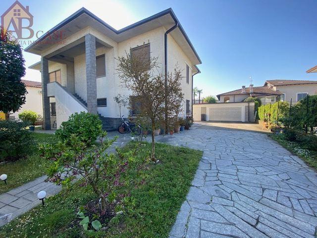 Villa in Via Mazzini 8, Gambolò