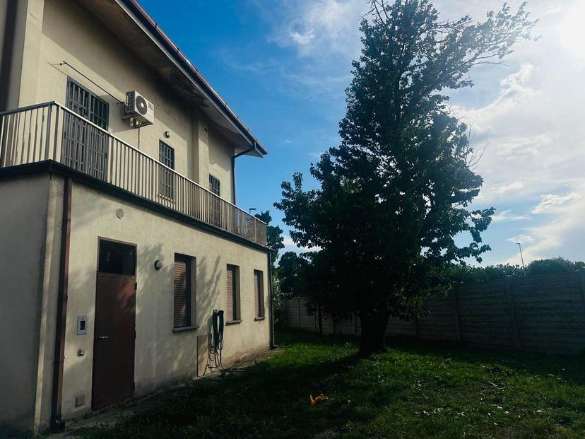Casa indipendente, Mantova — foto 3 di 5