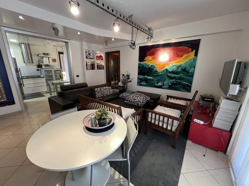 Casa indipendente in Via Catone, Vasto — foto 2 di 5
