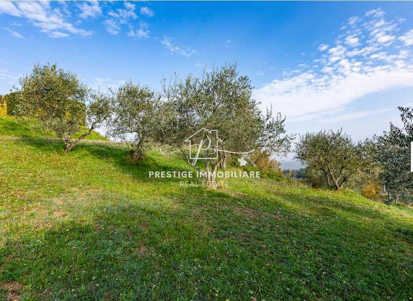 Villa bifamiliare in Valle Benedetta, Livorno