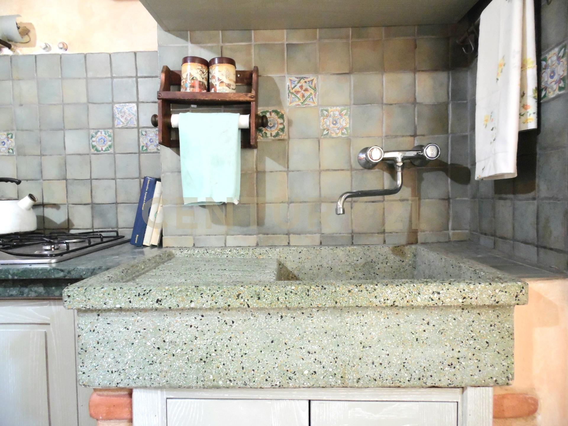 Bilocale in Via Pinelli 9, Abbadia San Salvatore