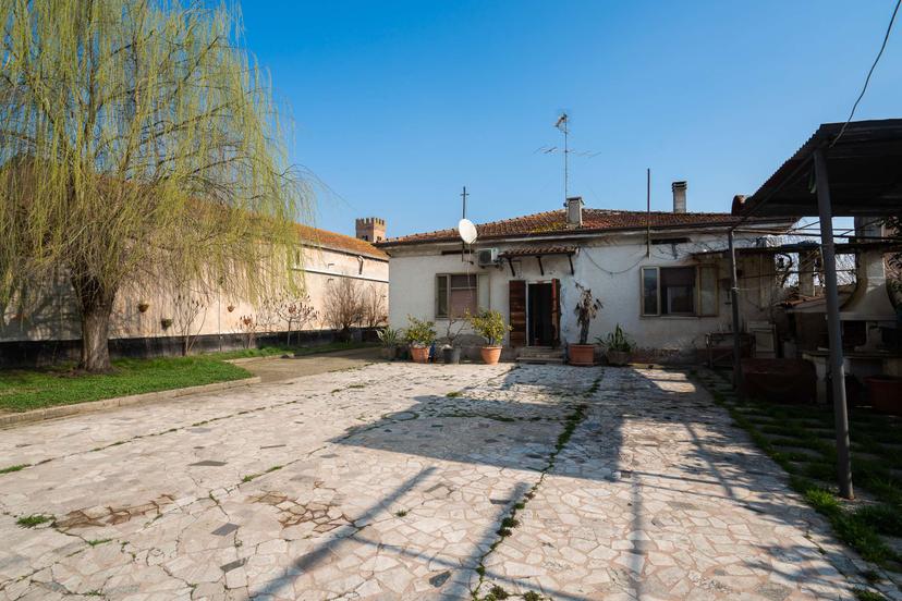 Appartamento in Via Custoza  33, Roverbella — foto 3 di 5