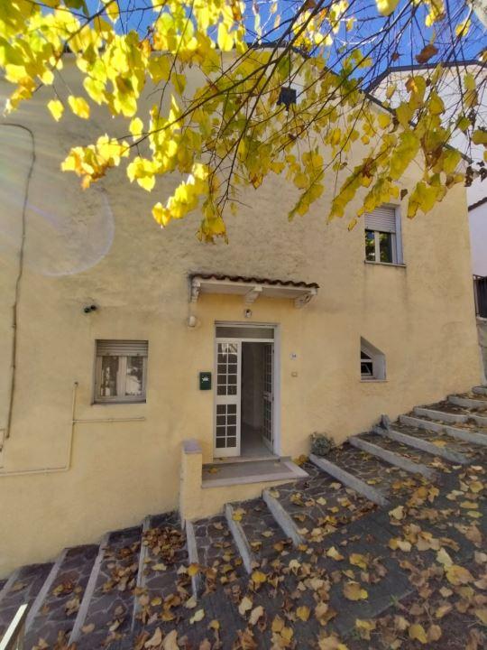 Villa in Via del Carmine 34, Montebello di Bertona — foto 2 di 5