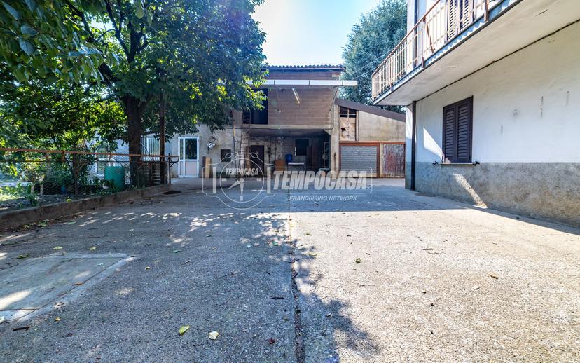 Cascina in Via Levata 5, Seriate