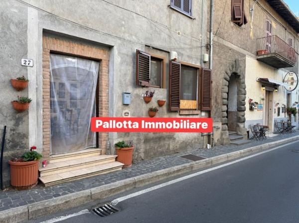 Bilocale in Via Roma 27, Capodimonte — foto 2 di 5