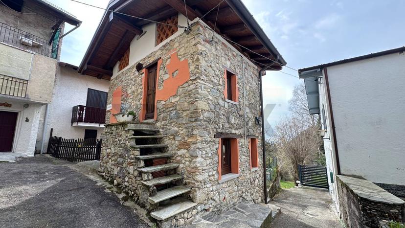 Casa indipendente in Arioli, Cittiglio — foto 3 di 5