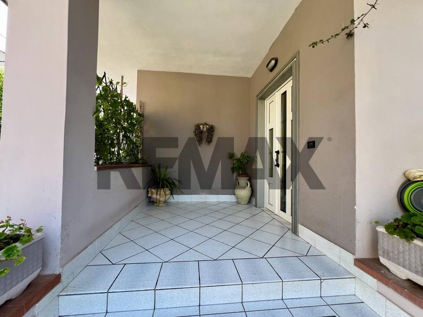 Villa a schiera in Via Aviatori d\'Italia 10, Caserta — foto 4 di 5