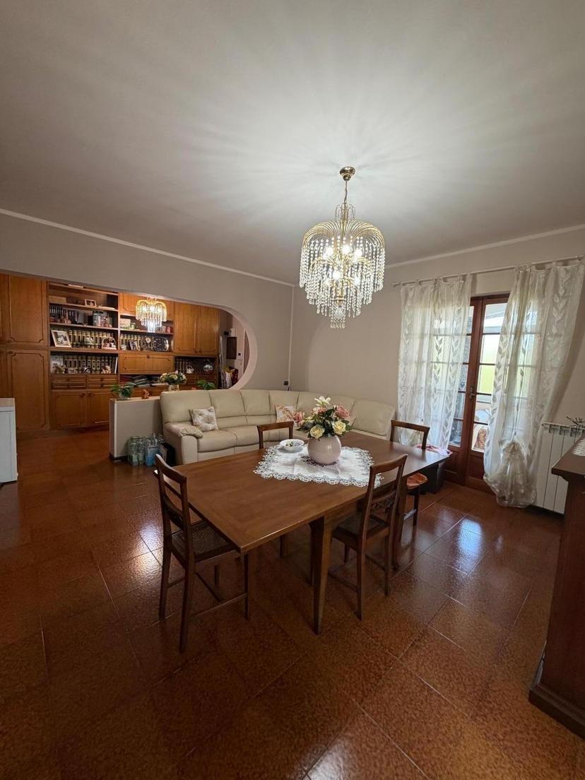 Villa trifamiliare, Castelnuovo Magra — foto 5 di 5
