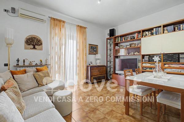 Trilocale in Via Alcesti 7, Roma