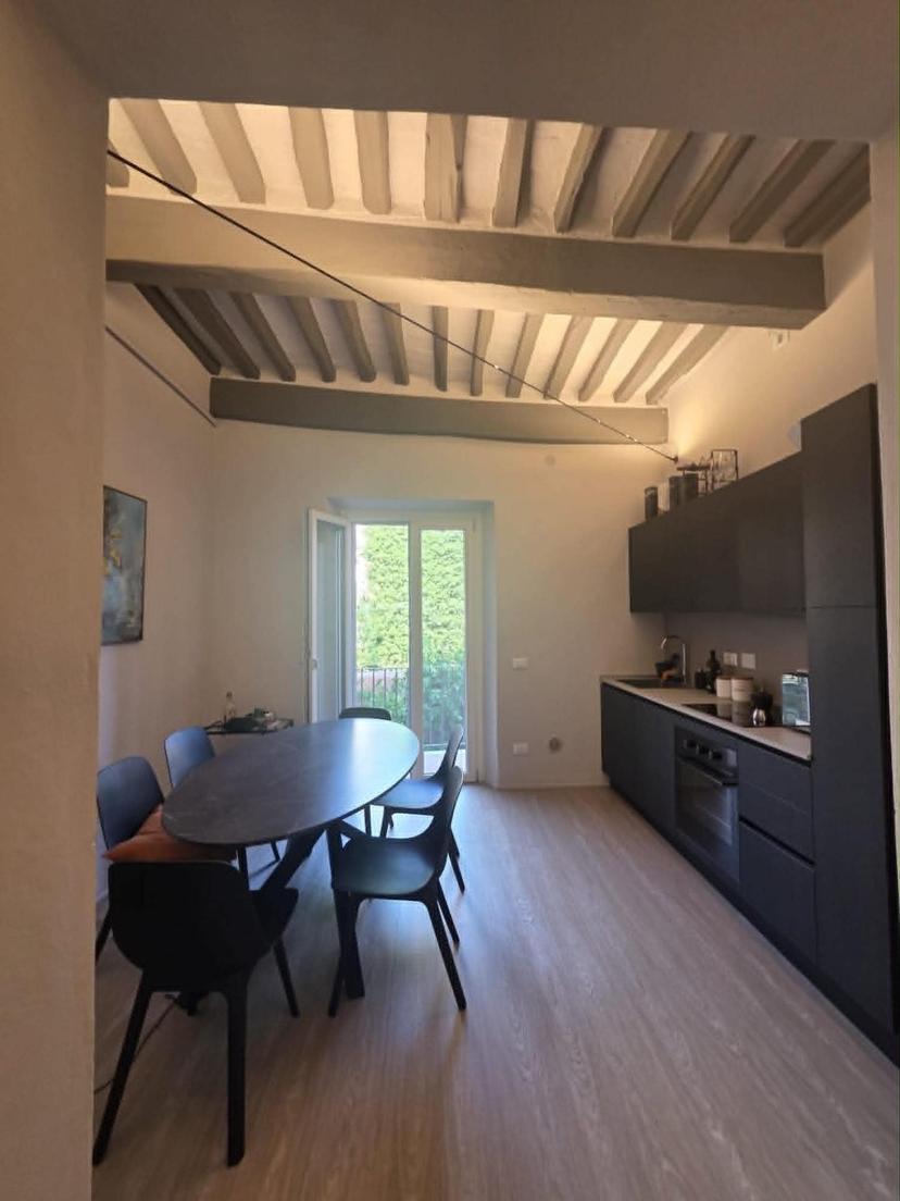 Trilocale, Pisa