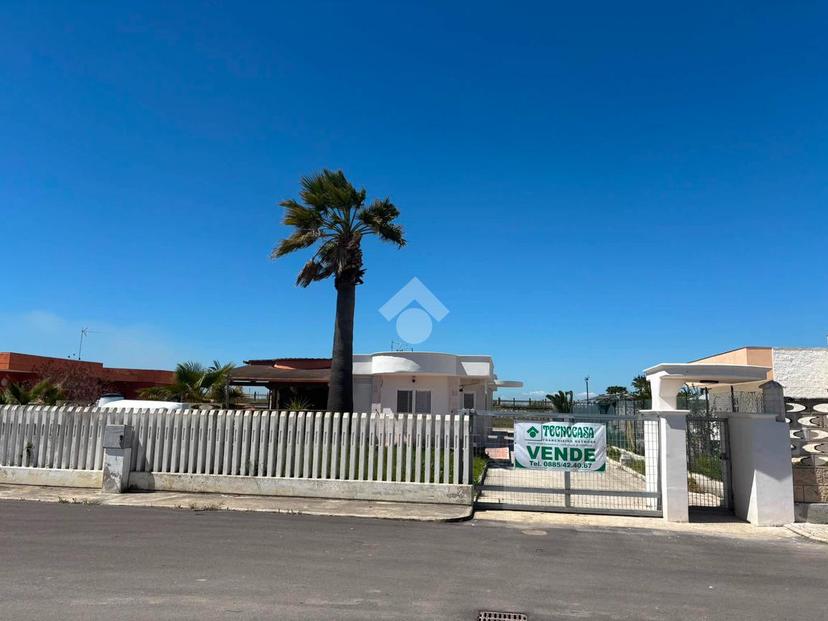 Villa in Viale Azzurro 3, Manfredonia — foto 2 di 5