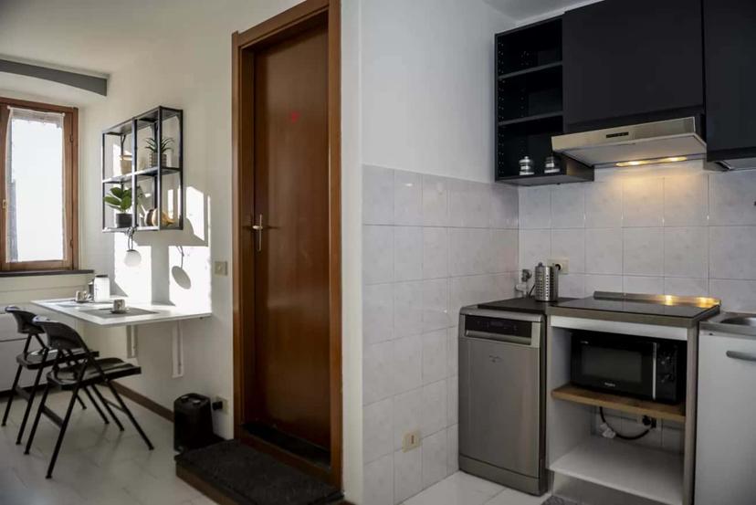 Monolocale in Via Giuseppe Sirtori 14, Milano