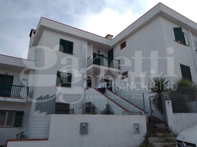 Appartamento in Via Matteotti 3^ Traversa 16, Rodi Garganico — foto 3 di 5