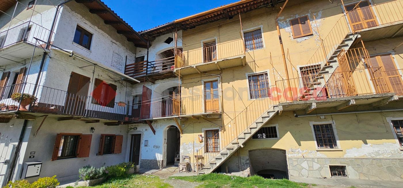 Terratetto plurifamiliare in Via Saluzzo  134, Pinerolo
