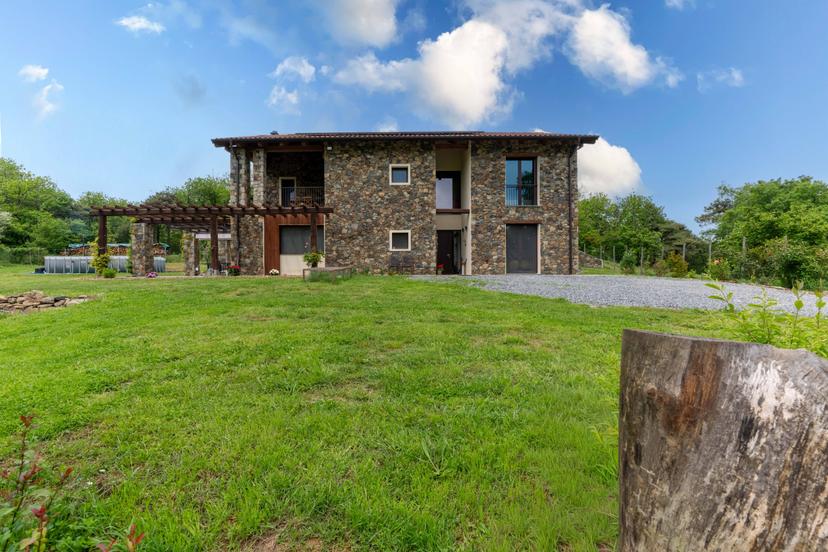 Villa in Case Sparse Rocchetta, Cairo Montenotte — foto 4 di 5