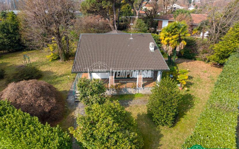 Villa in Via Carlo Davicini 139, Lesa — foto 4 di 5