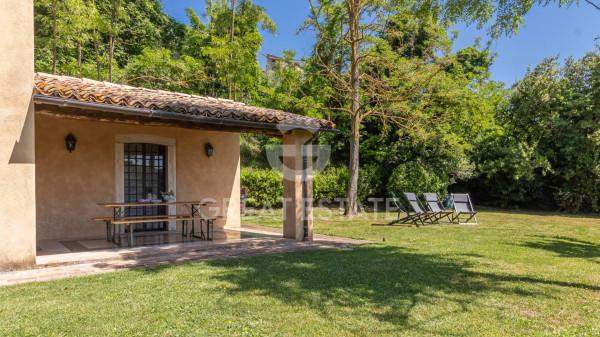 Casale in Strada Provinciale Lubrianese, Castiglione in Teverina