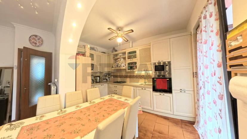 Villa a schiera, Marchirolo — foto 3 di 5