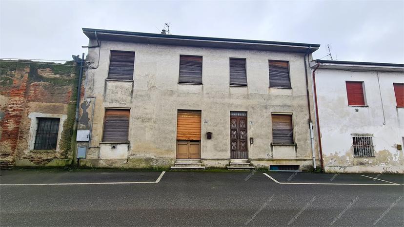 Villa in Via Marziani 7, Gambarana — foto 2 di 5