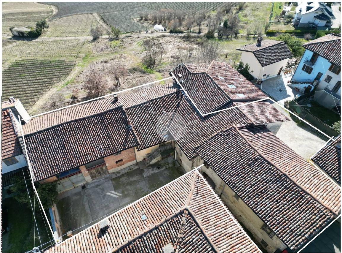 Casa indipendente in Via Vassalli 17, La Morra