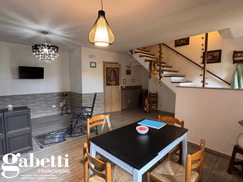 Quadrilocale in Cda Oceri 67, Piraino — foto 4 di 5