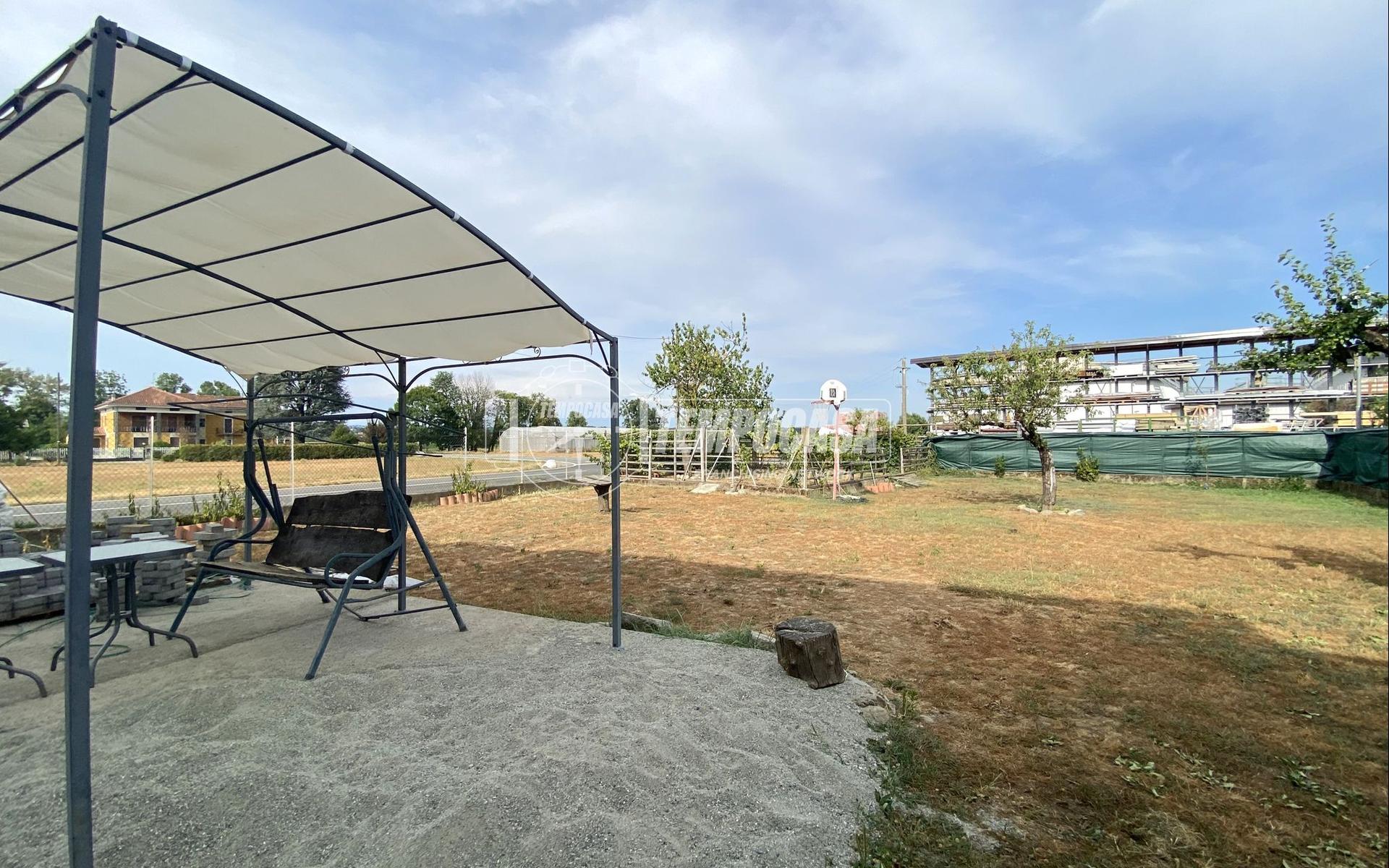 Casa indipendente in Via Giovanni Amendola, Cossato