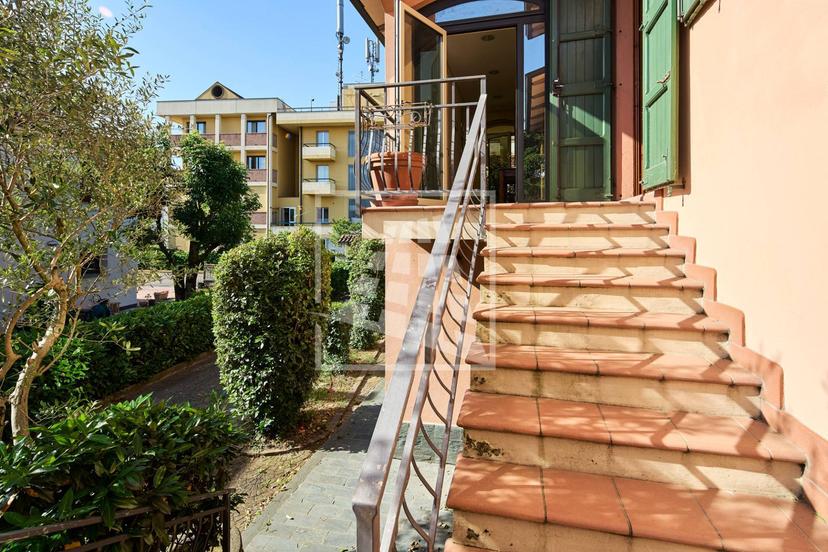 Casa indipendente in Via Arturo Toscanini 6, Castelnovo di Sotto — foto 3 di 5