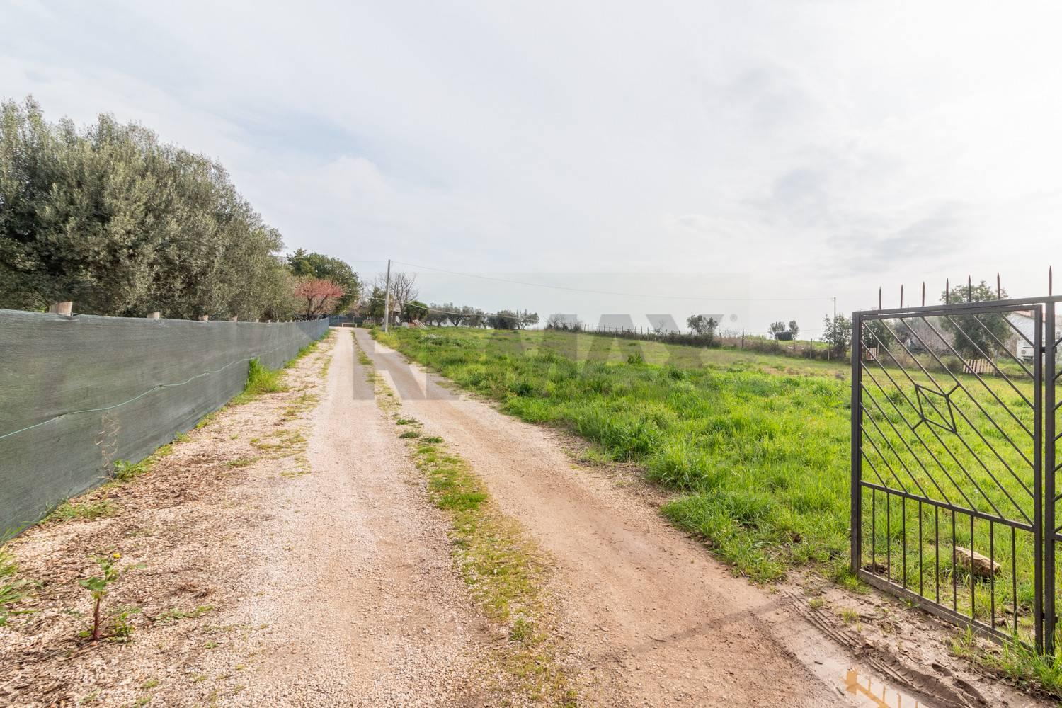 Trilocale in Str.del Corbezzolo 7, Montalto di Castro