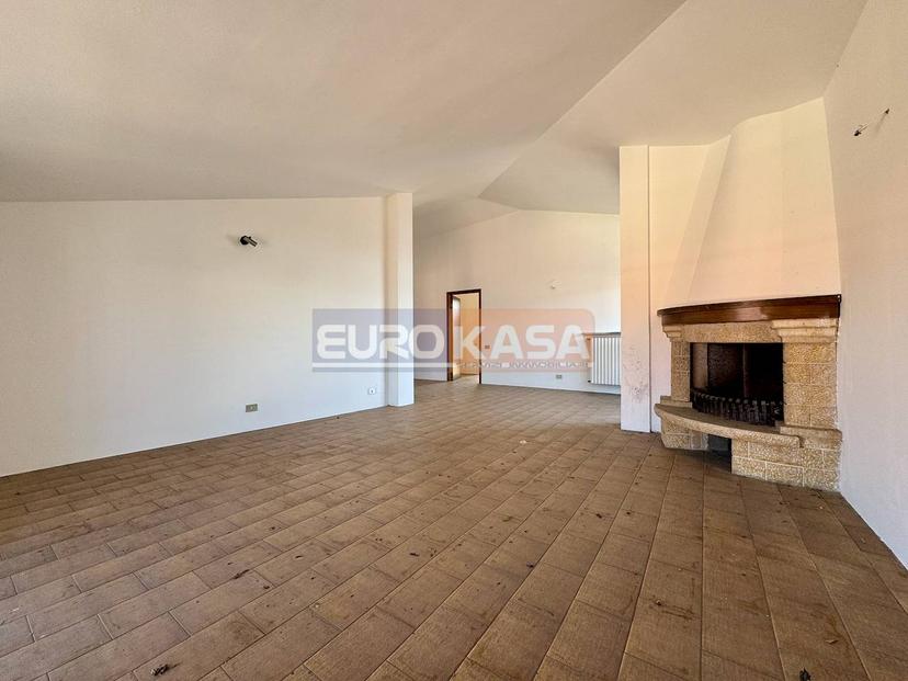 Quadrilocale in Via Monte Grappa, Boltiere — foto 3 di 5