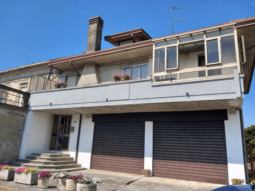 Villa, Lusia — foto 4 di 5