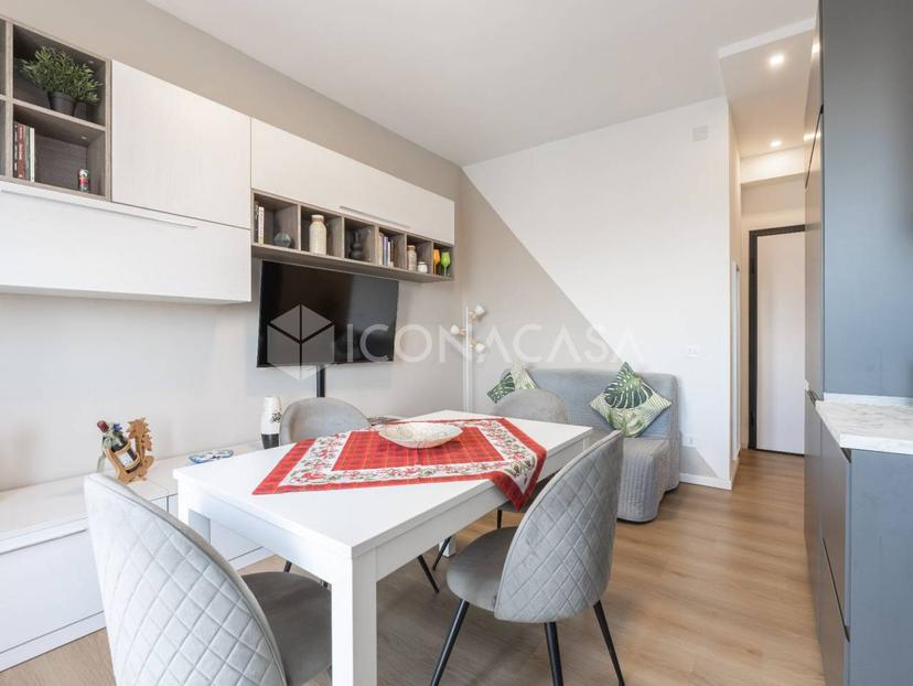 Bilocale in Via Mecenate 34, Milano
