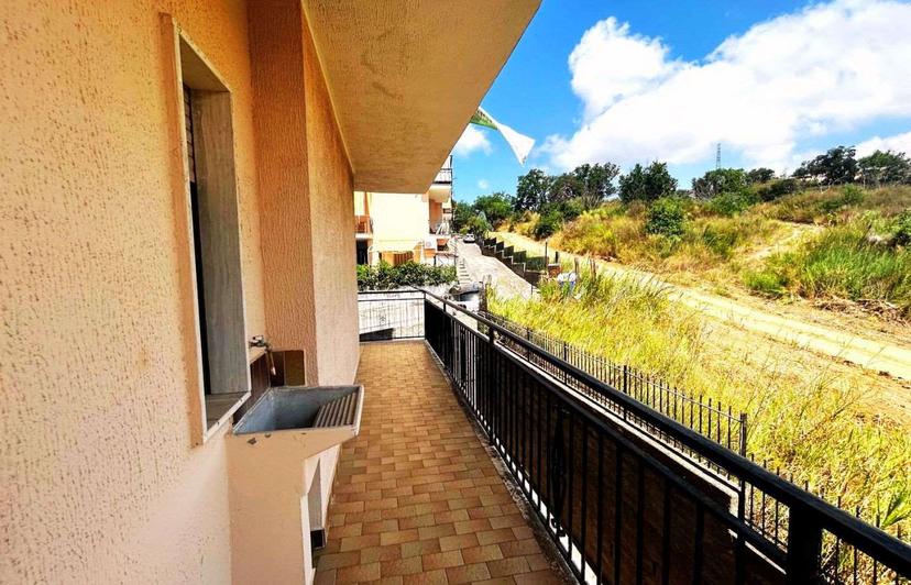 Bilocale in Via Dottor Aldo Ordine, Scalea