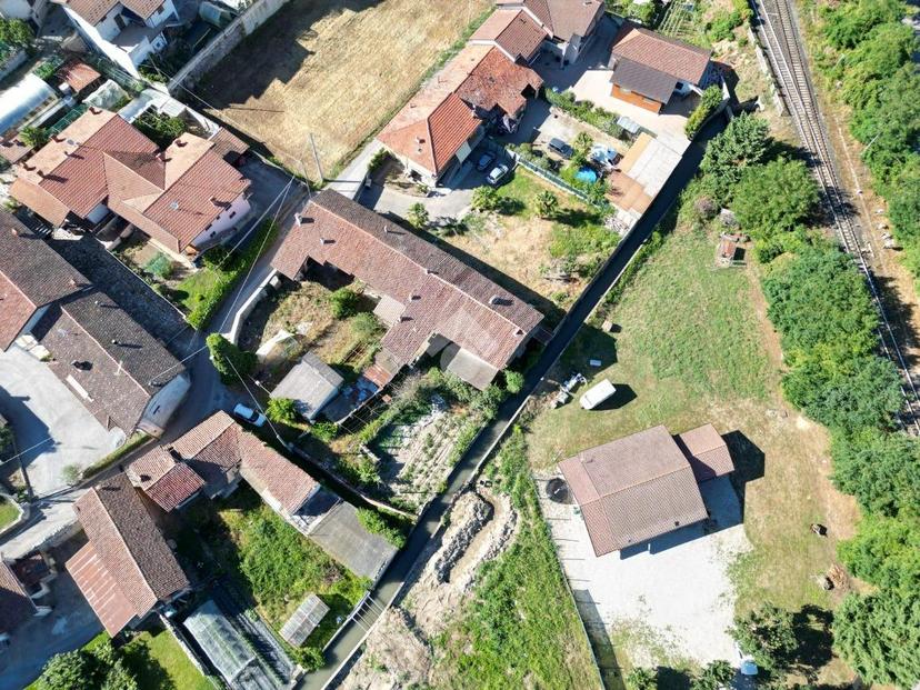 Casa indipendente in Via Aie Basse 12, Busca — foto 2 di 5