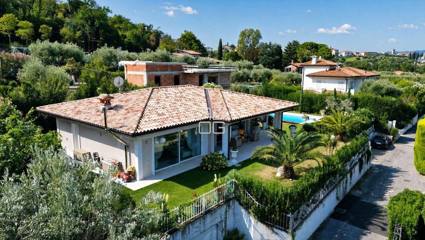 Villa unifamiliare in Via Gorizia 4, Manerba del Garda — foto 5 di 5
