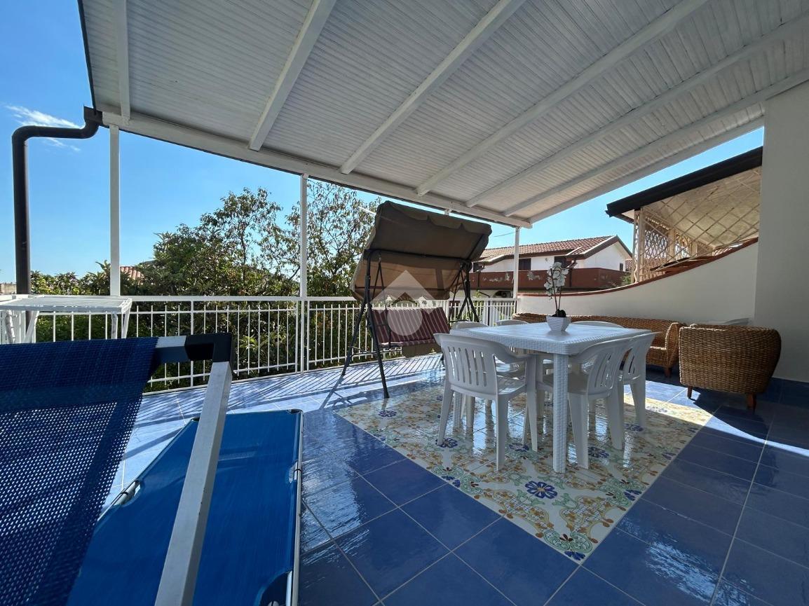 Villa a schiera in Via Giotto, Scalea