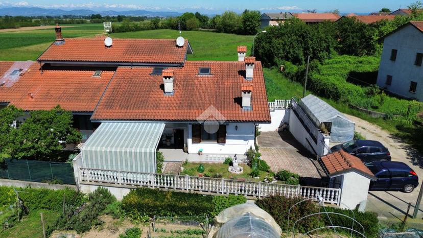 Casa indipendente in Via Poirino, Isolabella — foto 2 di 5
