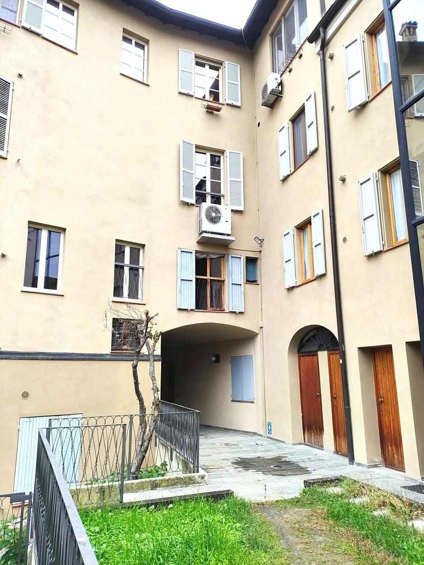 Trilocale in Via Fontanelli, Reggio nell'Emilia — foto 4 di 5