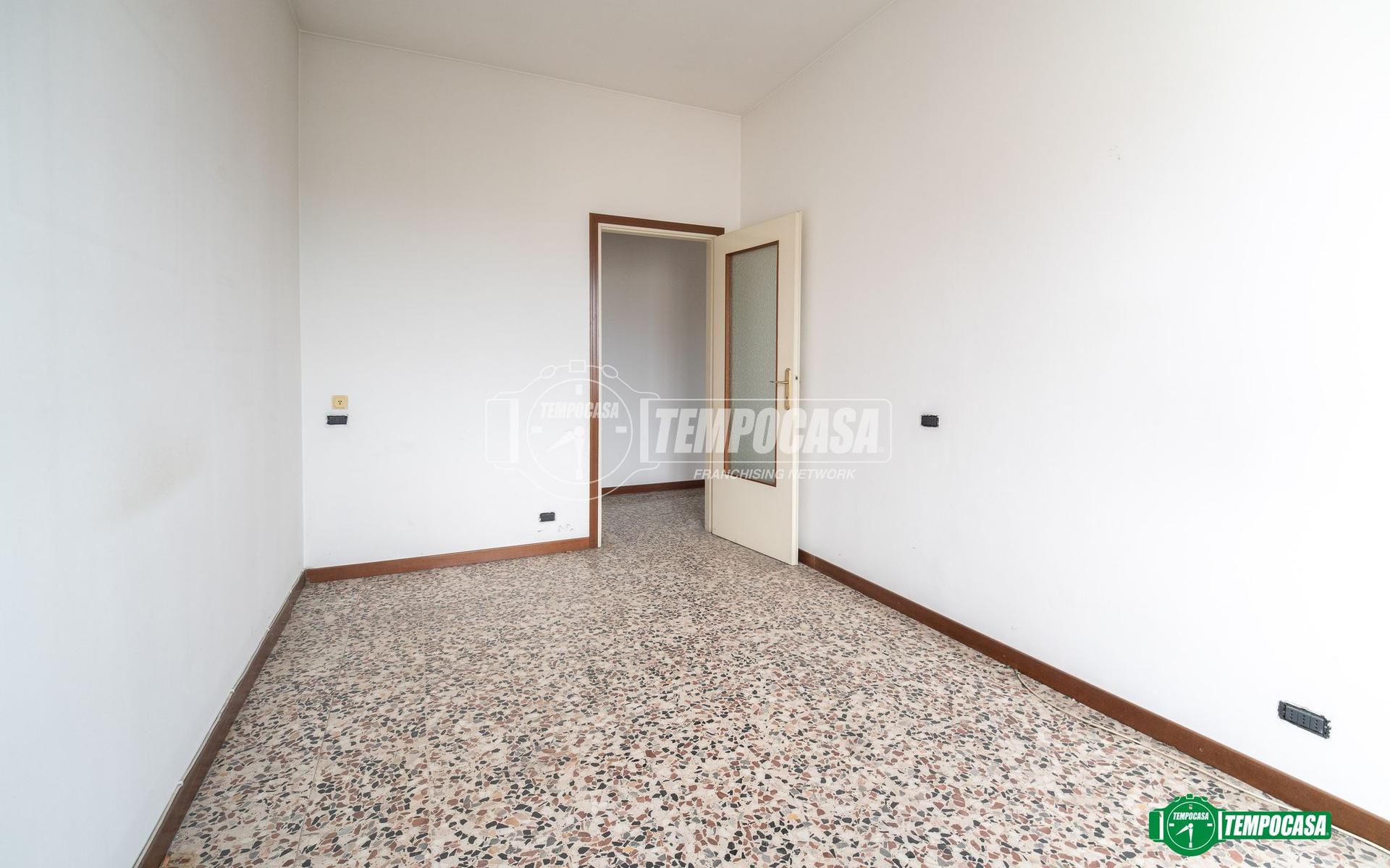 Trilocale in Via Orsenigo 12, Nova Milanese