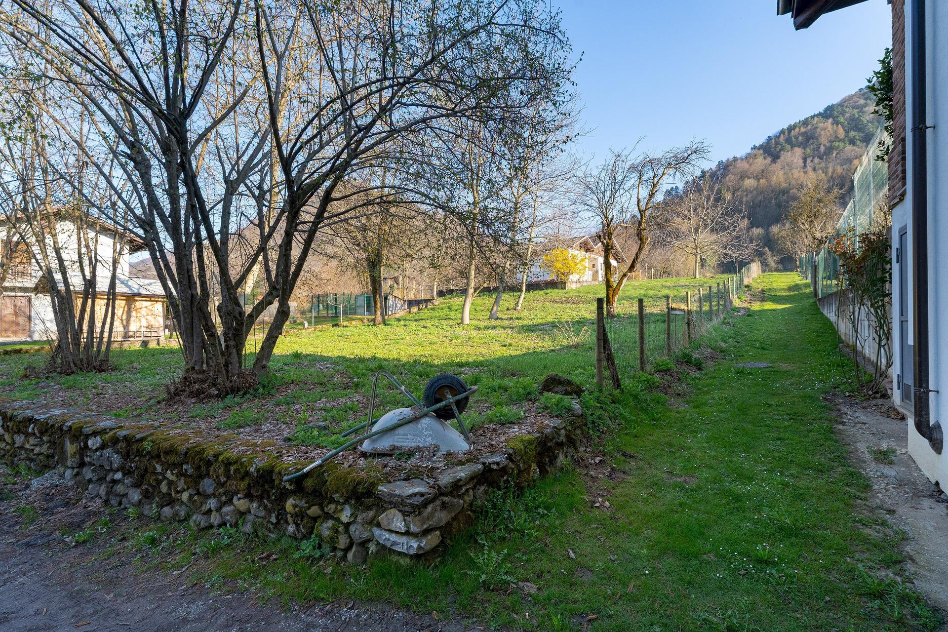 Rustico in Via Mistral 49, Monterosso Grana